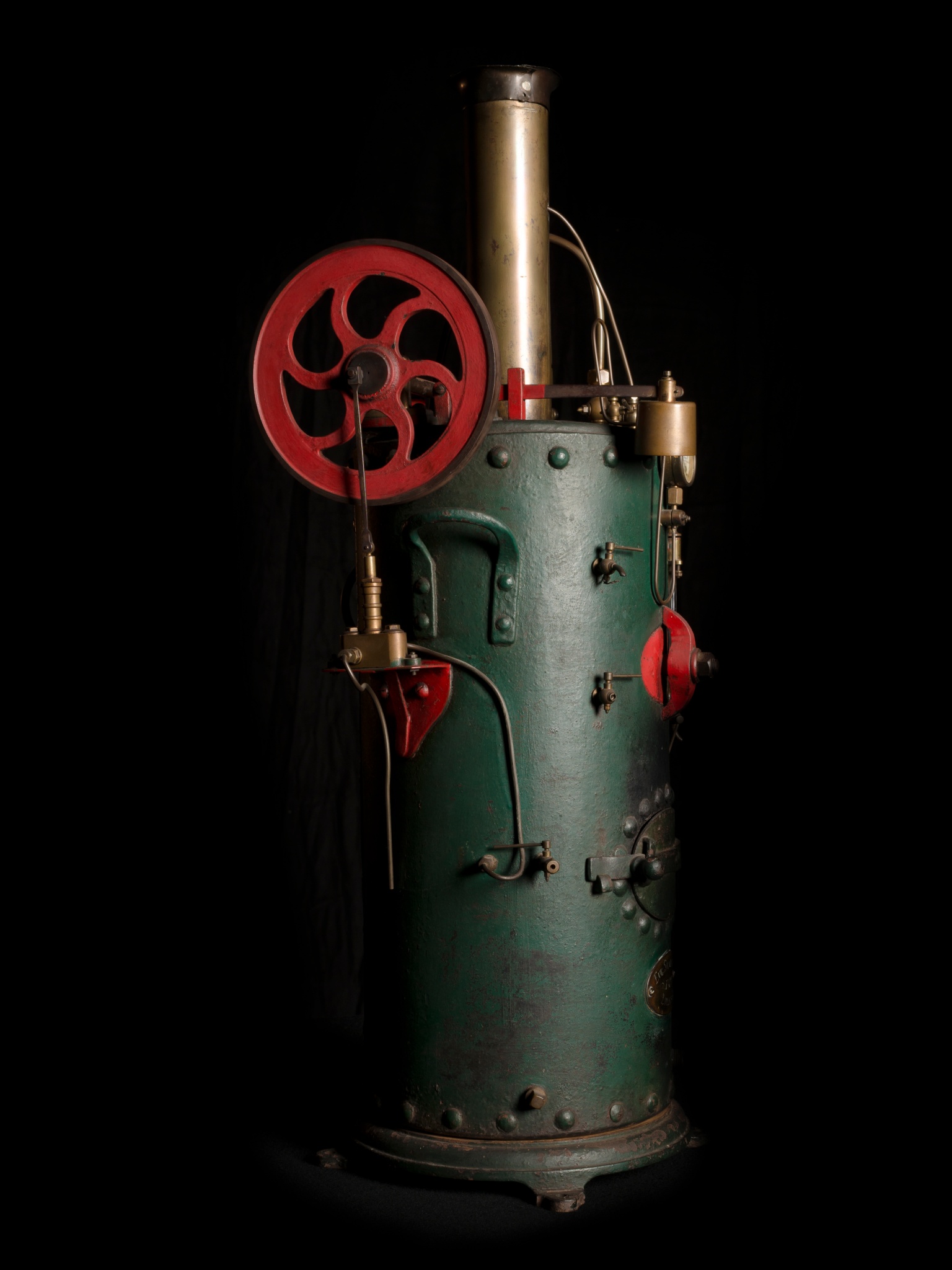 Modèle de machine à vapeur à un cylindre vertical