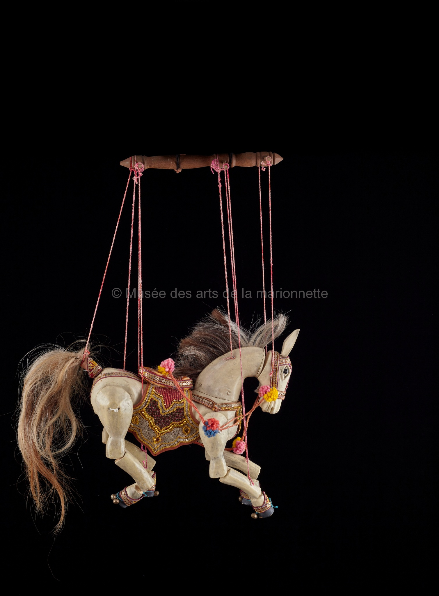 Yoke Thay Thabin : Cheval