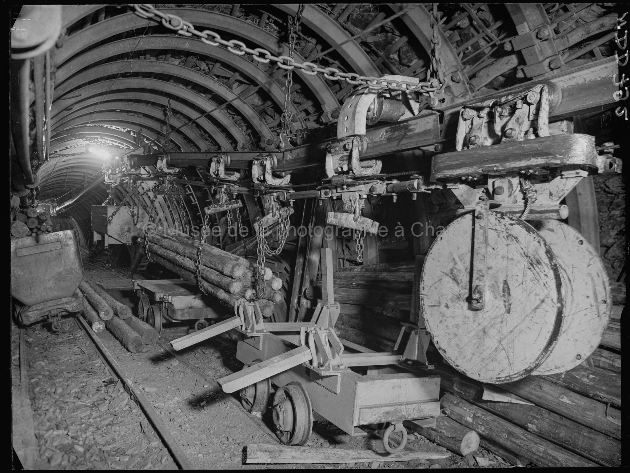 Transport de matériel par monorail, Charbonnage d'Aiseau-Presles