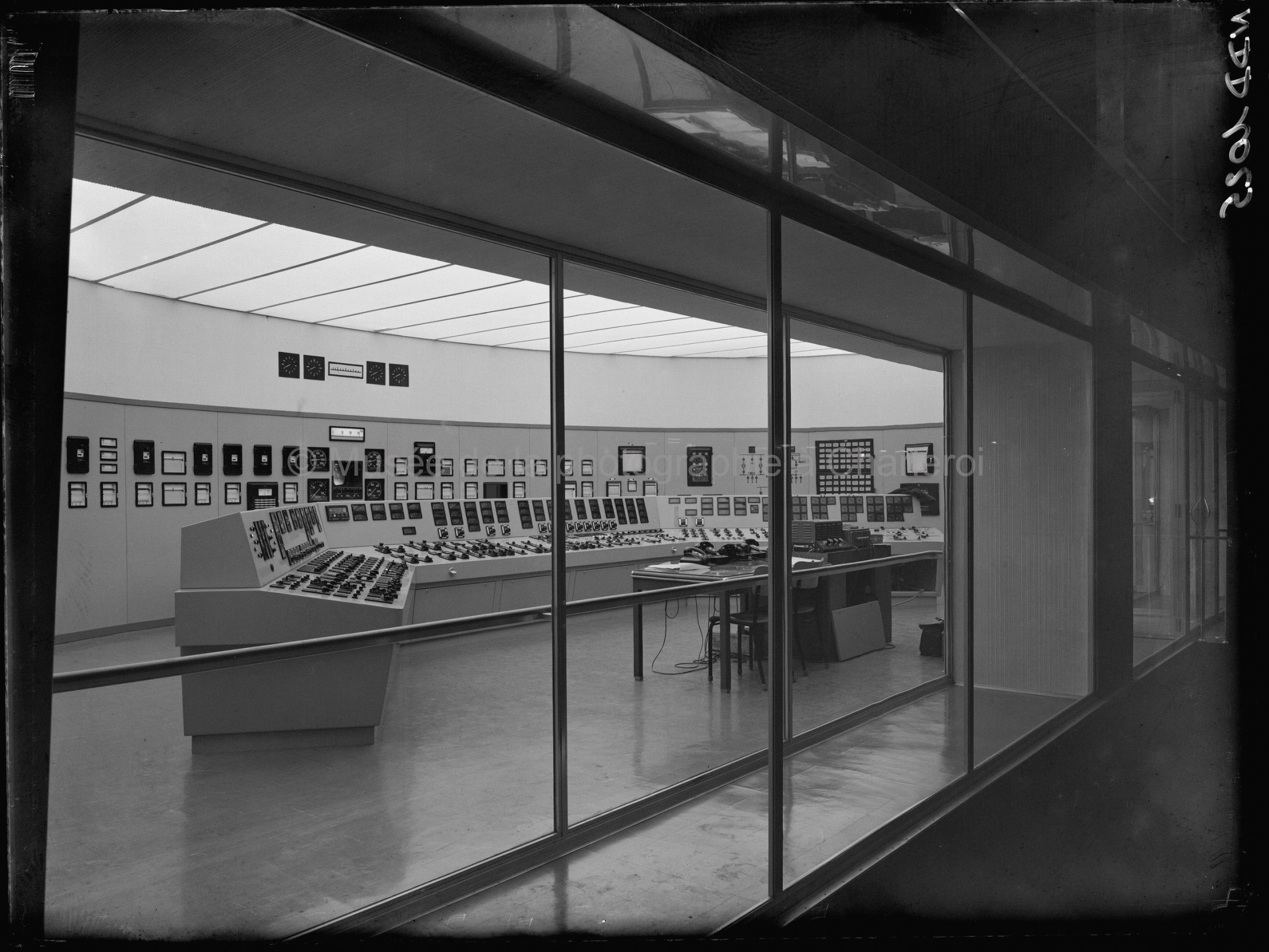 Vue intérieure [P.C, poste de commande]