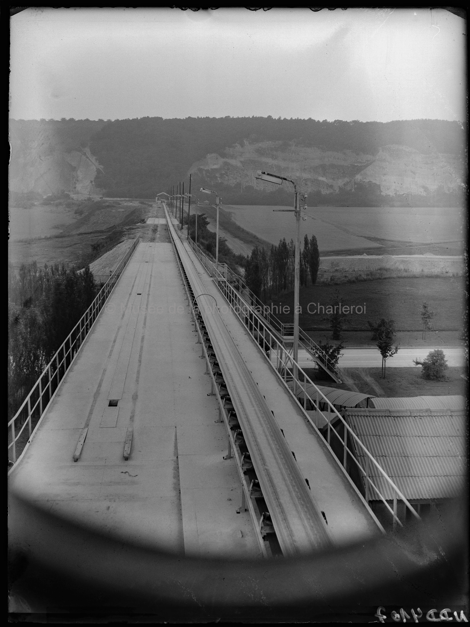 Empilade du transporteur de l'usine vers la carrière "8342"