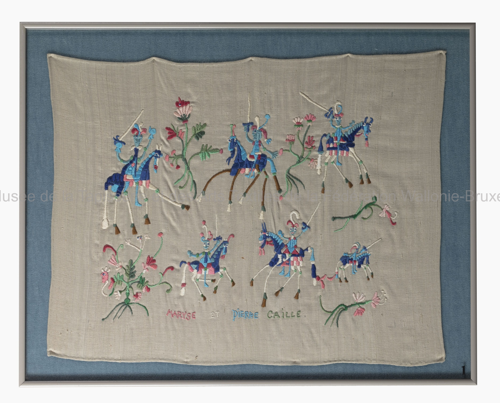 Chevaliers, épées nues et fleurs